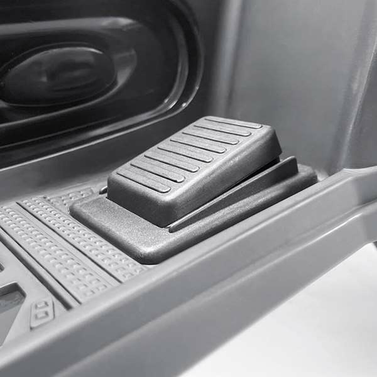 Quad Eléctrico Injusa Kawasaki Gris 90,5 x 56 x 61,3 cm