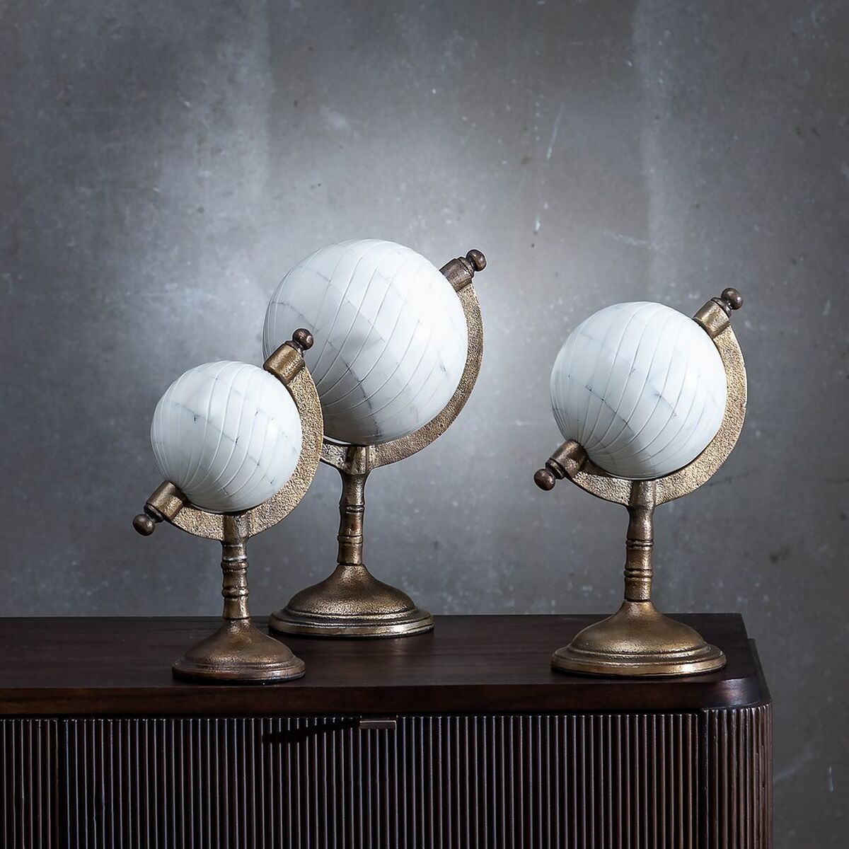 Figura Decorativa Crema Dorado Resina Hierro 10 x 10 x 34 cm