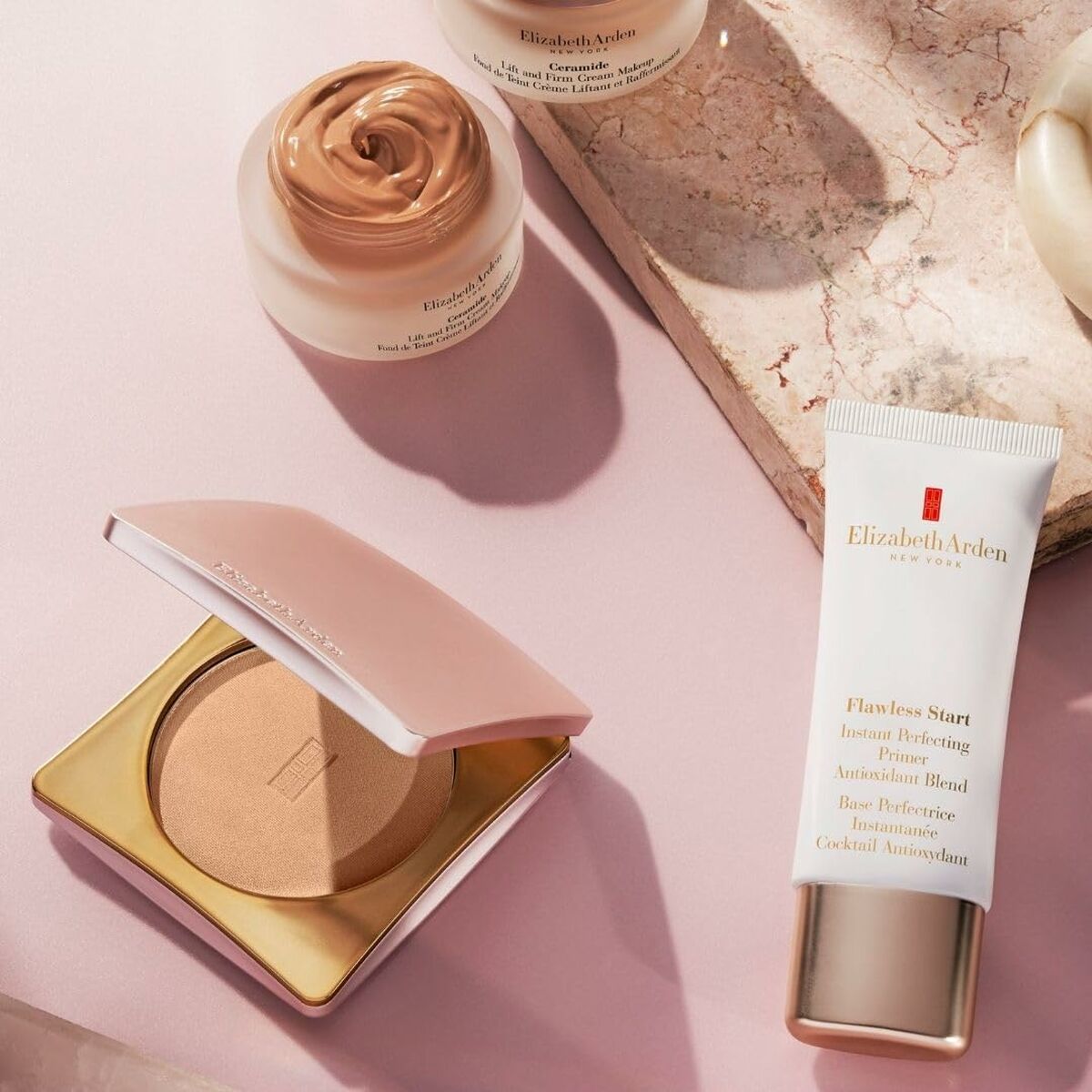 Polvos Compactos Elizabeth Arden SKINCARING POWDER Light 10 g