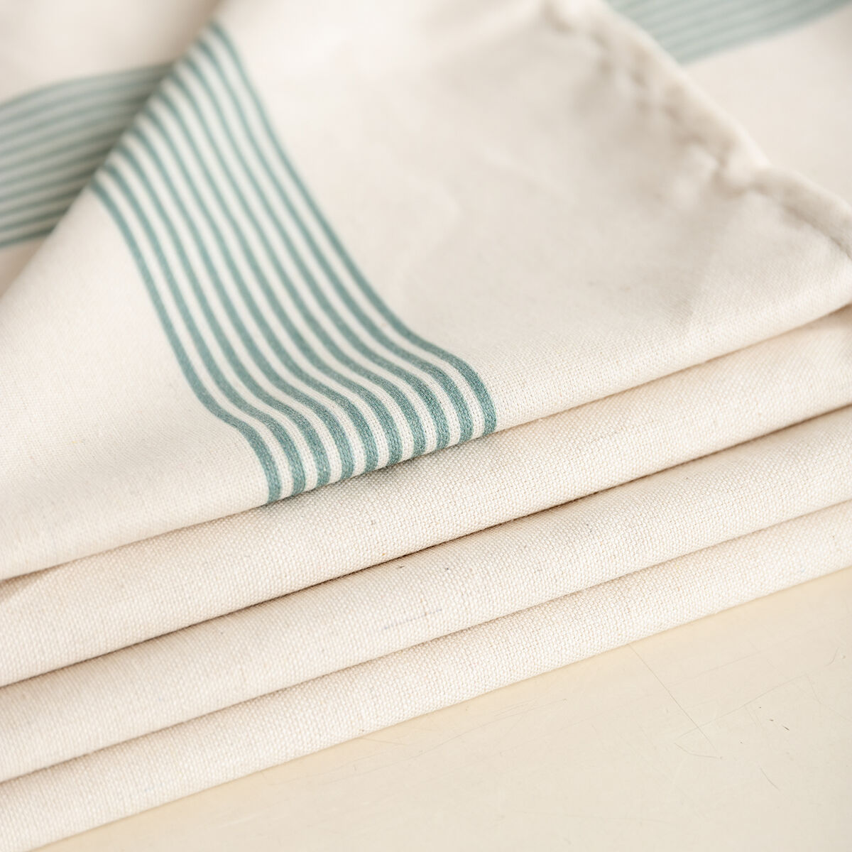 Mantel Vinthera Okapi Due Bicolor 145 x 200 cm (12 Unidades)