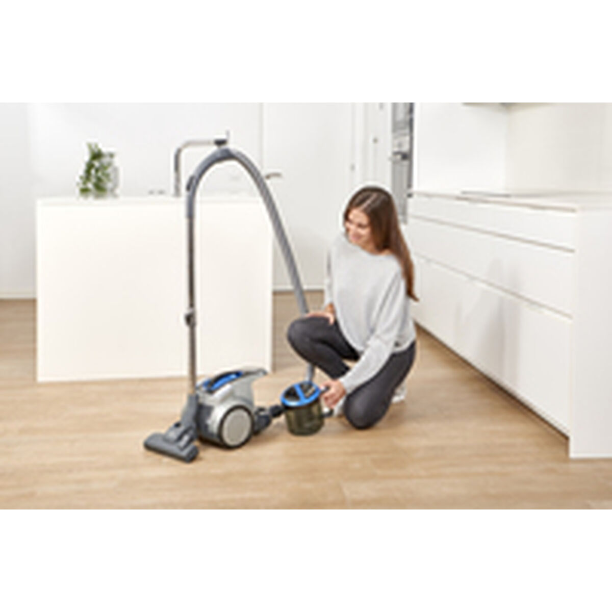 Aspirador Black & Decker BXVML700E Negro Gris 700 W