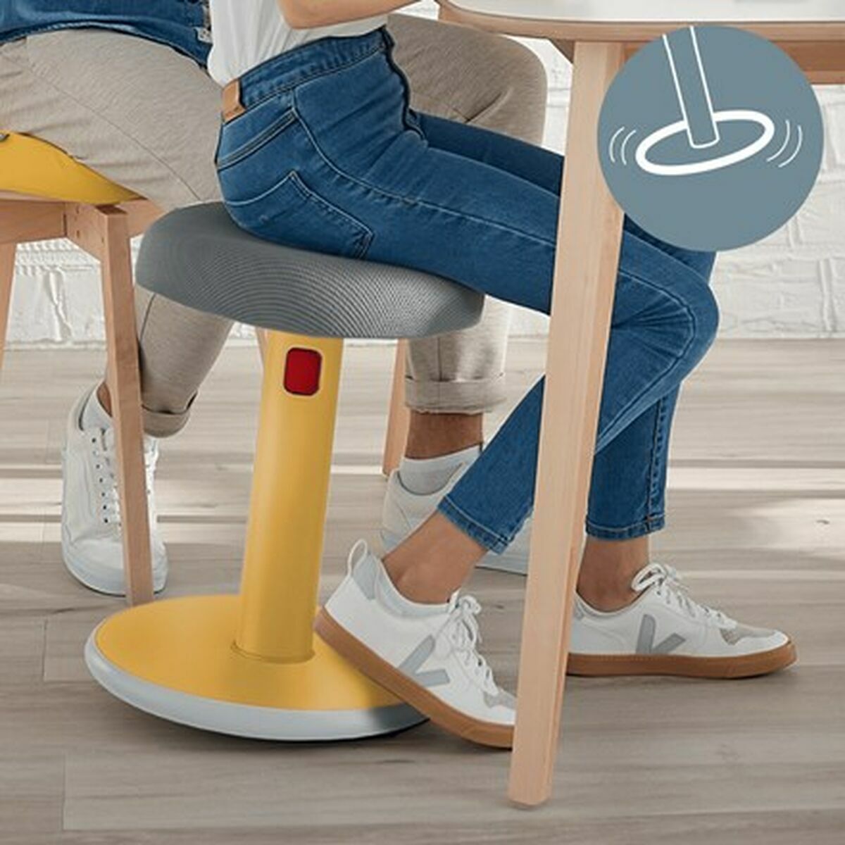 Taburete Ergonómico Leitz Ergo Cosy Active Amarillo Plástico