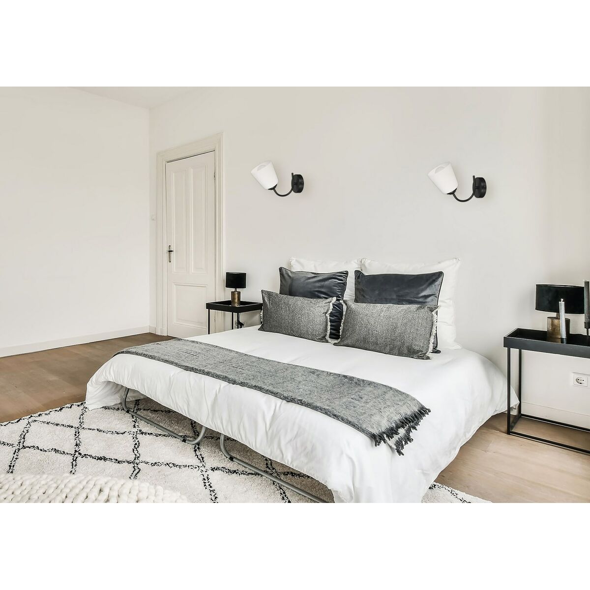 Lámpara de Pared Activejet AJE-ALMA 1P