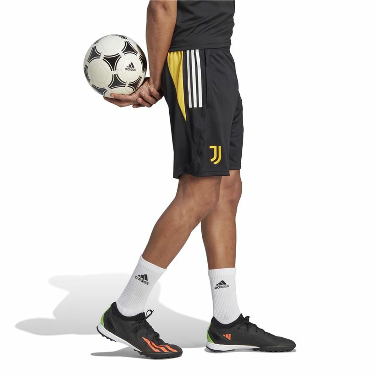 Pantalones Cortos Deportivos para Hombre Adidas Juve Trainning Negro