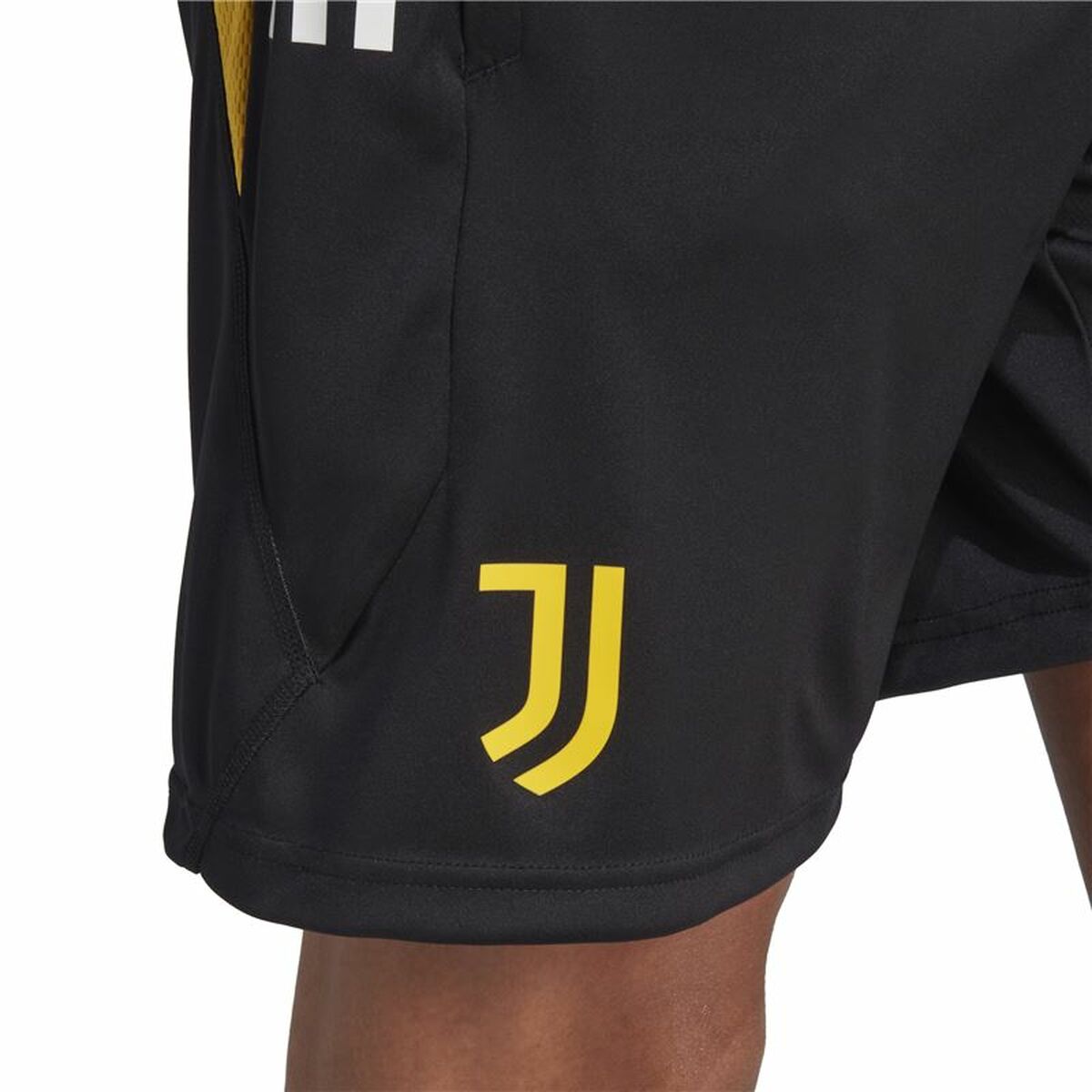 Pantalones Cortos Deportivos para Hombre Adidas Juve Trainning Negro