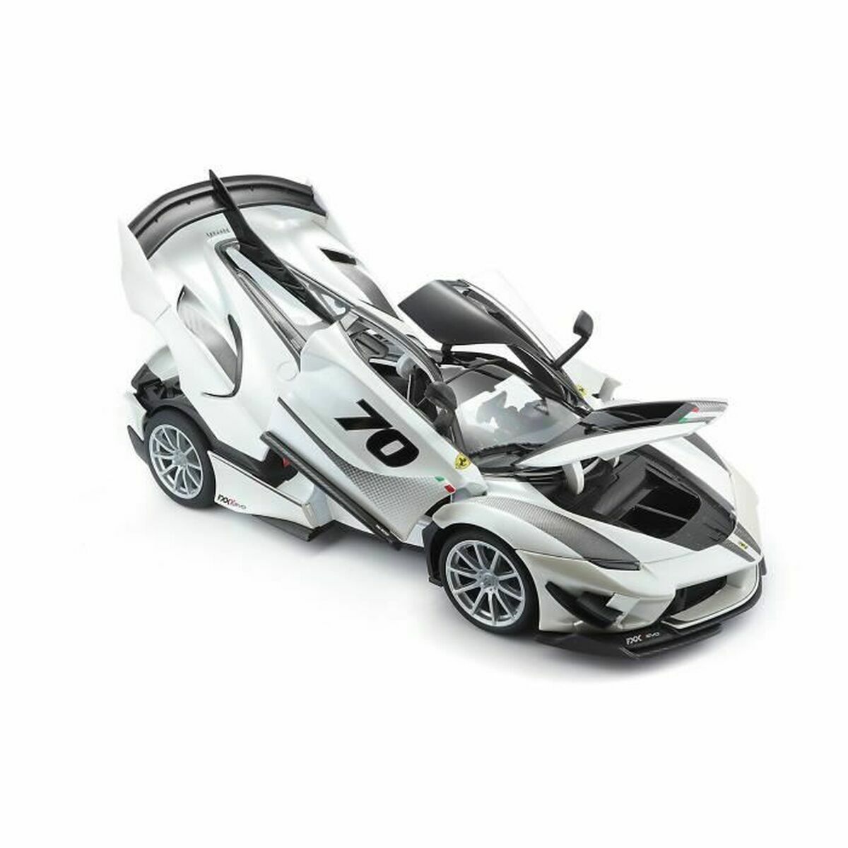 Coche Bburago Ferrari FXX K-EVO #70 PE 1:18