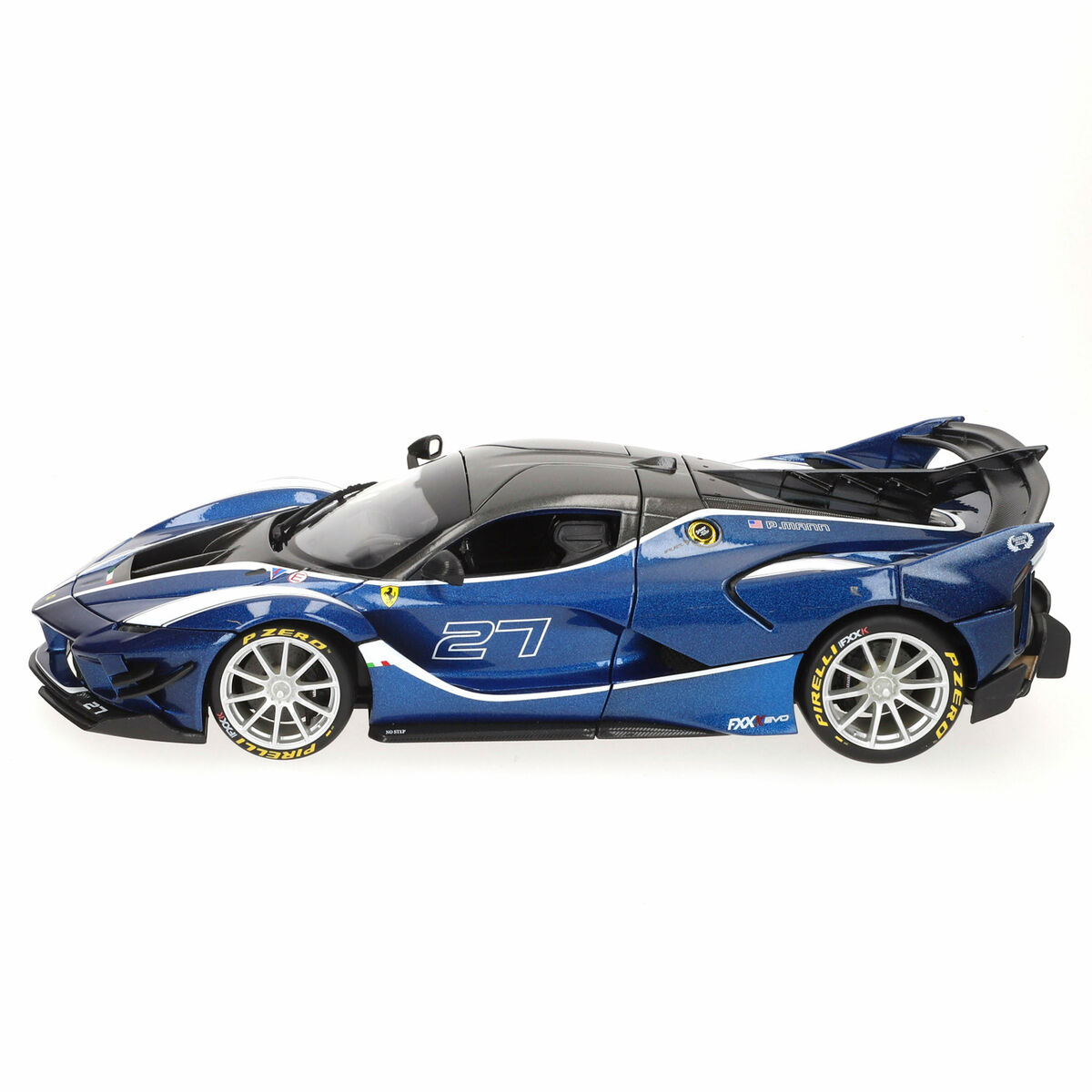 Coche Bburago Ferrari FXX K-EVO #27 BL 1:18