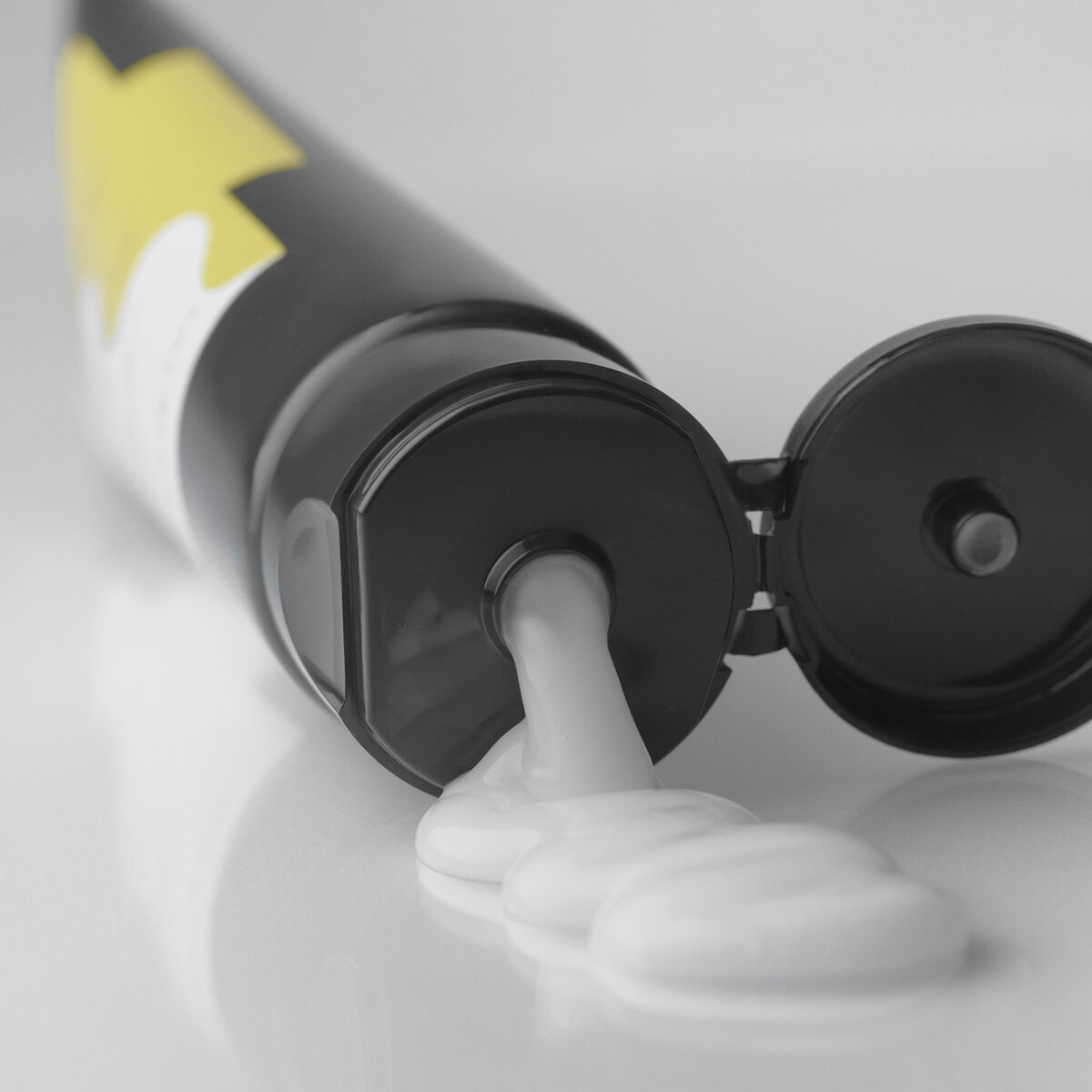 Fluido para Definir Rizos Sisley HAIR RITUEL 150 ml