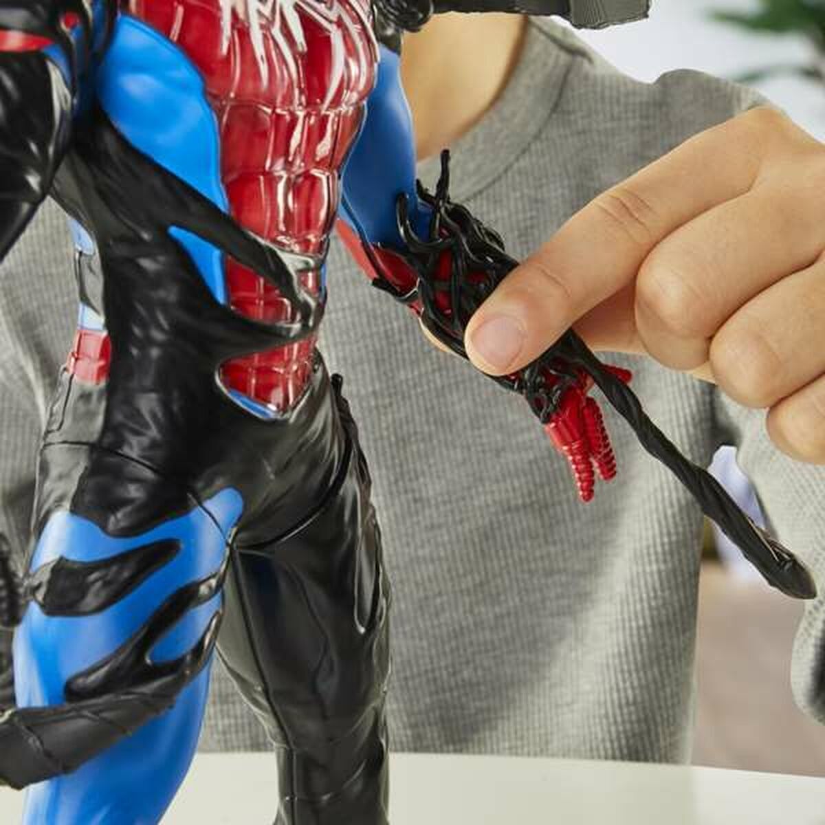 Figura de Acción Spider-Man Venomversus 27cm