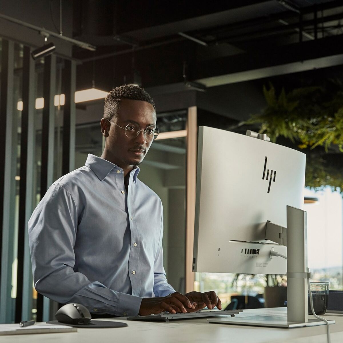 All in One HP 628N3ET 27" Intel Core i5-13500 16 GB RAM 512 GB SSD