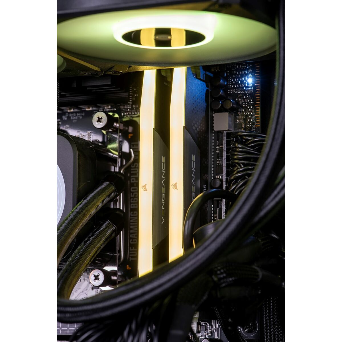 PC de Sobremesa Actina 5901443322535 AMD Ryzen 7 7800X3D 32 GB RAM 2 TB SSD AMD RADEON RX 7900 XTX