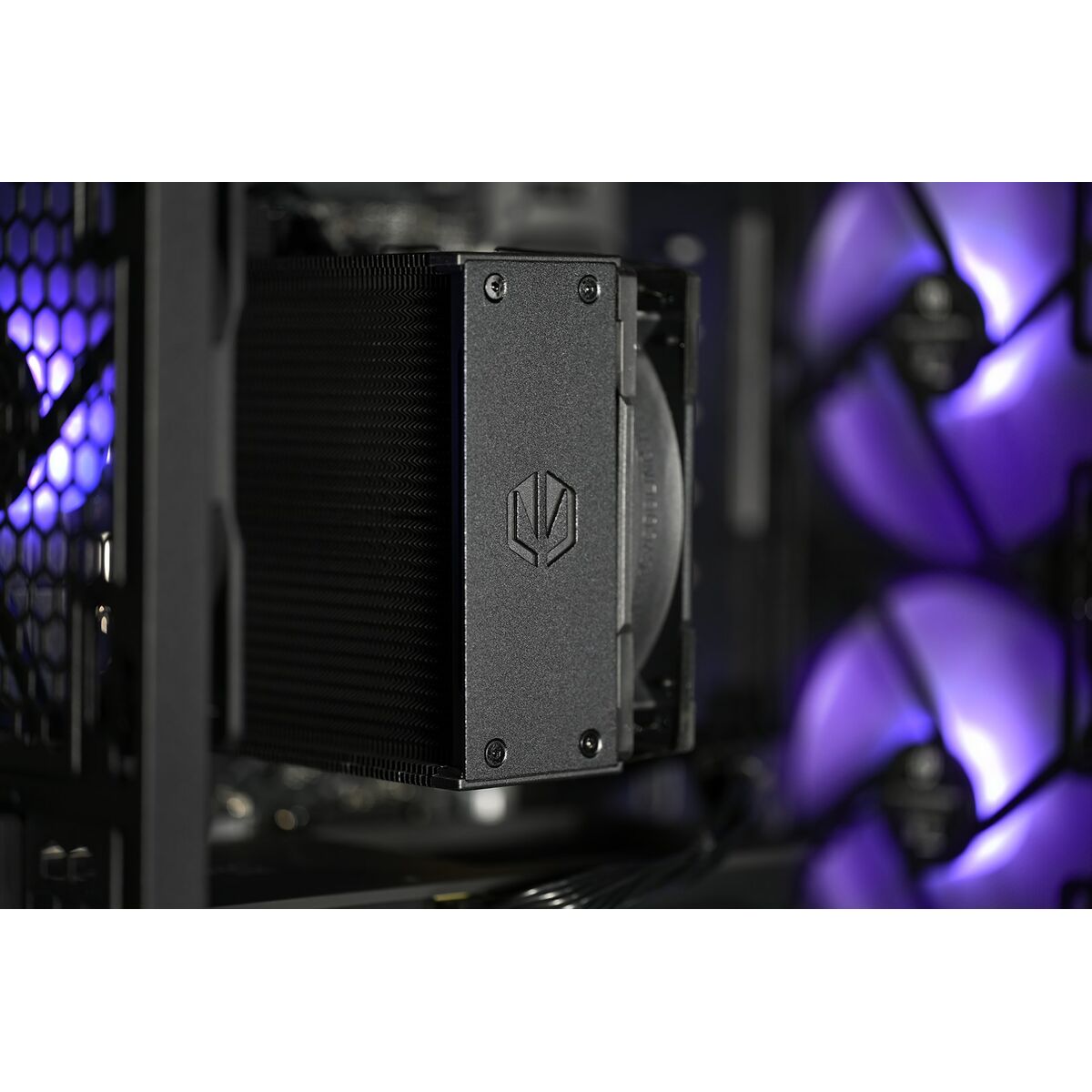 PC de Sobremesa Actina KOMACNGIP0174 AMD RYZEN™ 5 7500F 32 GB RAM 1 TB SSD