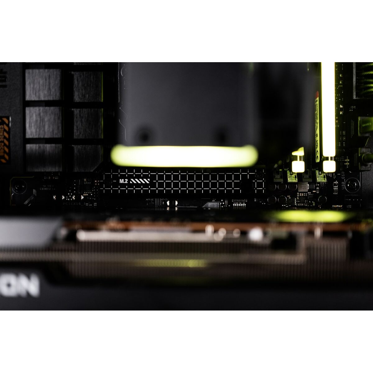 PC de Sobremesa Actina KOMACNGIP0213 AMD RYZEN™ 5 7500F 32 GB RAM 1 TB SSD