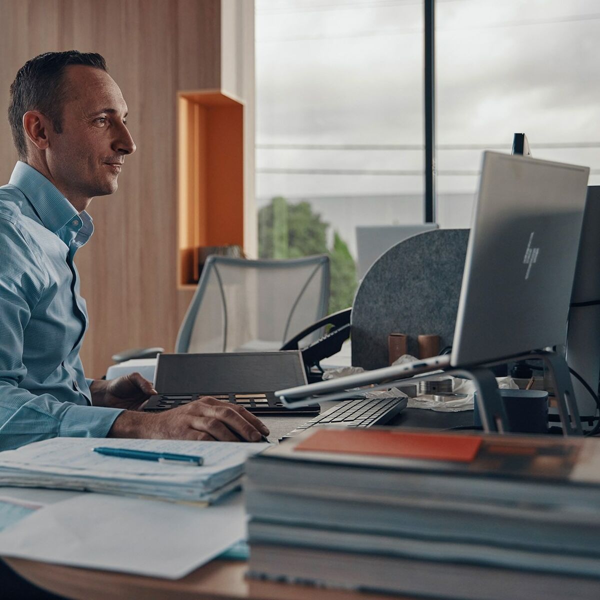 Laptop HP 819B4EA 16" AMD RYZEN™ 7 PRO 7840U 16 GB RAM 512 GB SSD