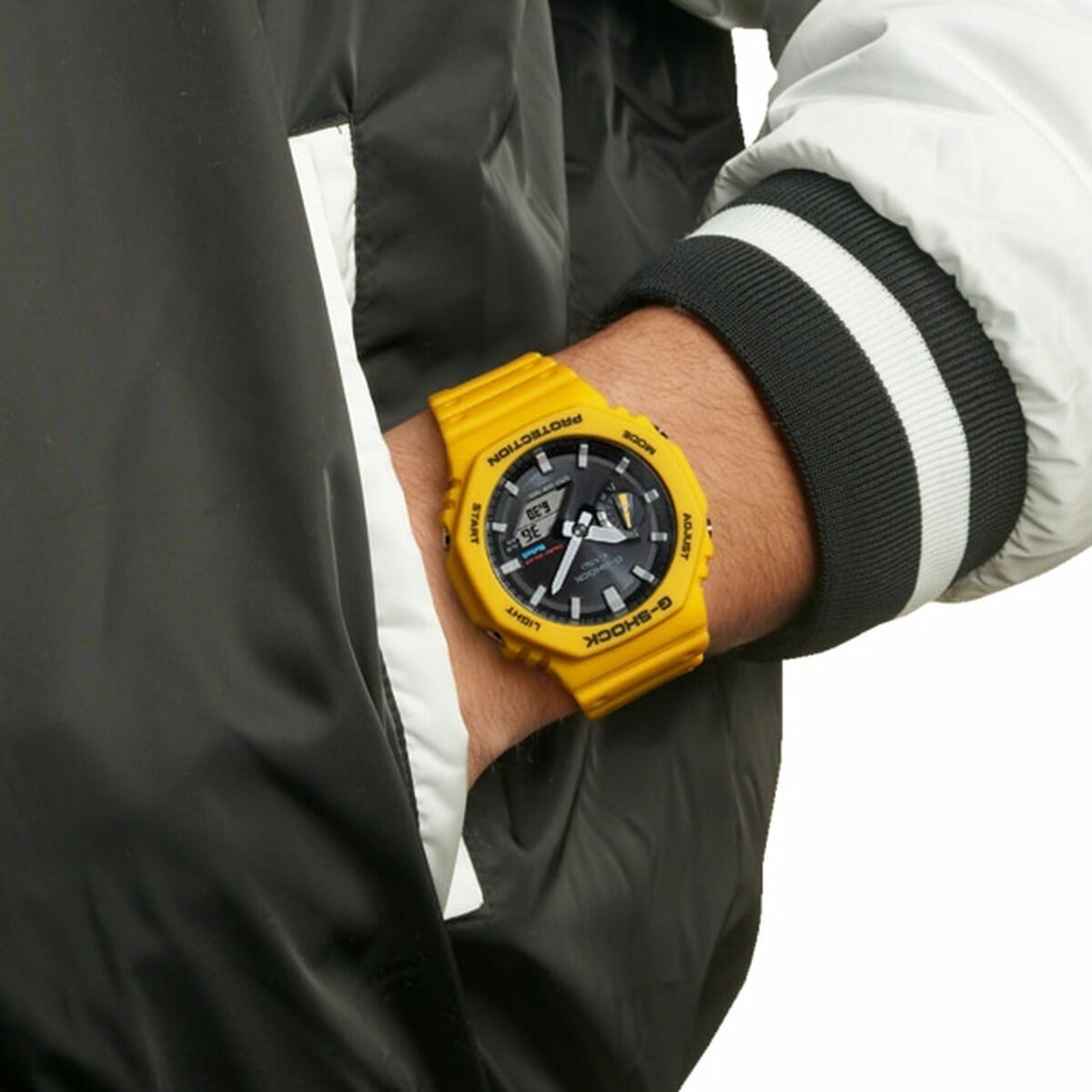 Reloj Hombre Casio GA-B2100C-9AER Amarillo