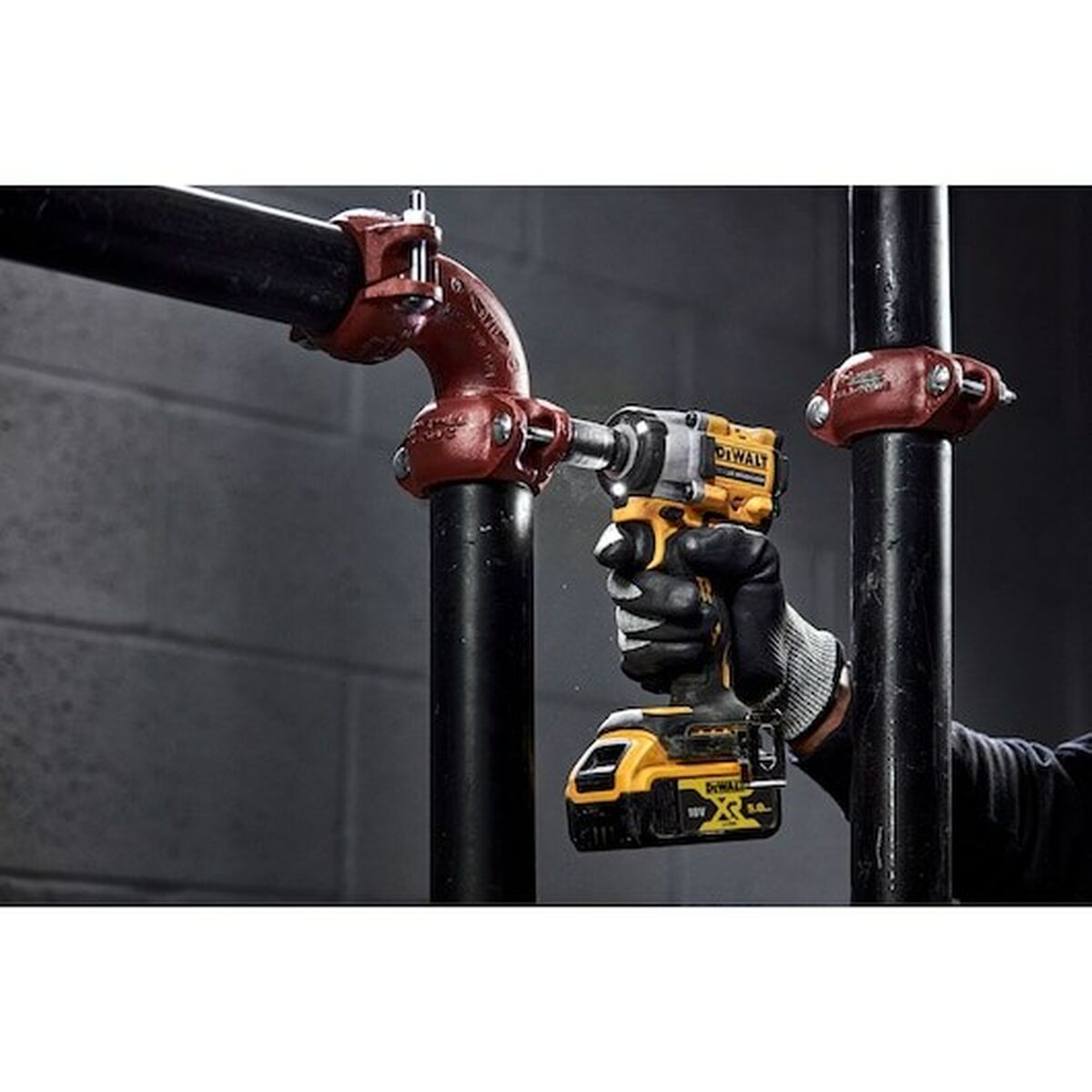 Llave de impacto Dewalt DCF922P2T-QW