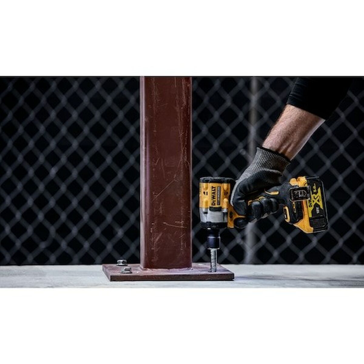 Llave de impacto Dewalt DCF922P2T-QW