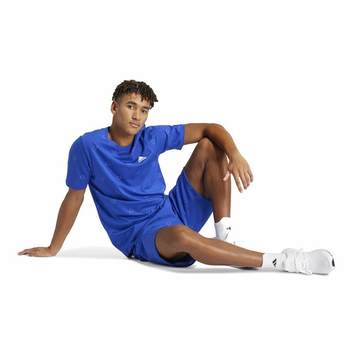 Camiseta de Manga Corta Hombre Adidas Essentials Monogram