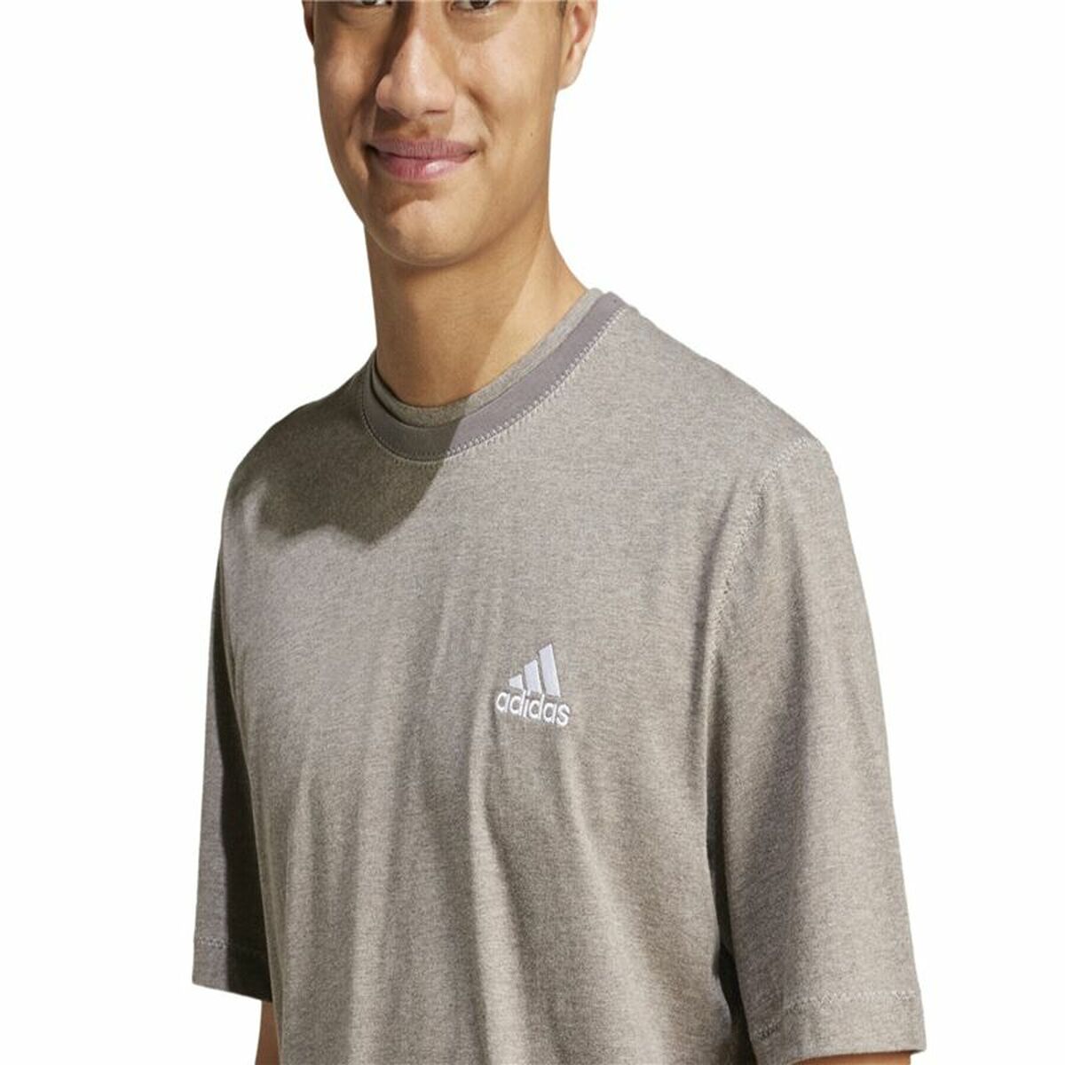 Camiseta de Manga Corta Hombre Adidas Seasonal Essentials Marrón Gris claro