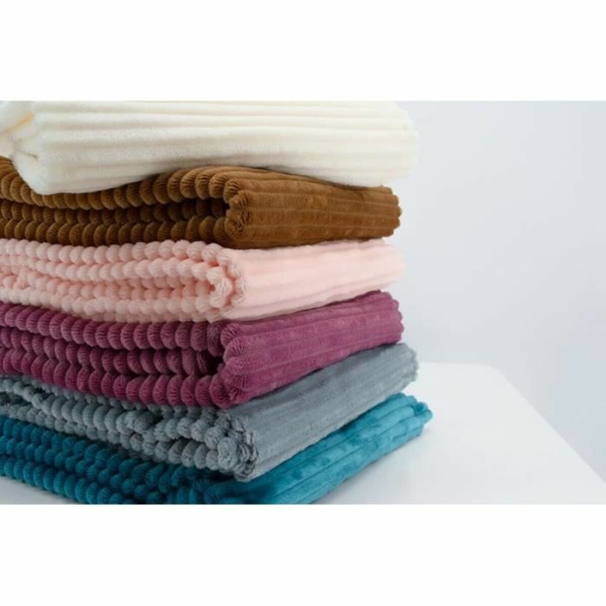 Manta Domiva Pavo real