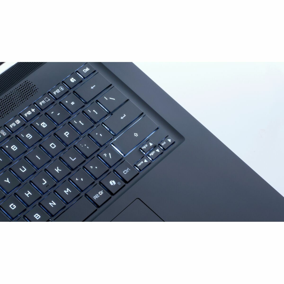 Laptop Gigabyte 9REG6AB6VH2DJKEES000 16" 16 GB RAM 1 TB SSD geforce rtx 5060