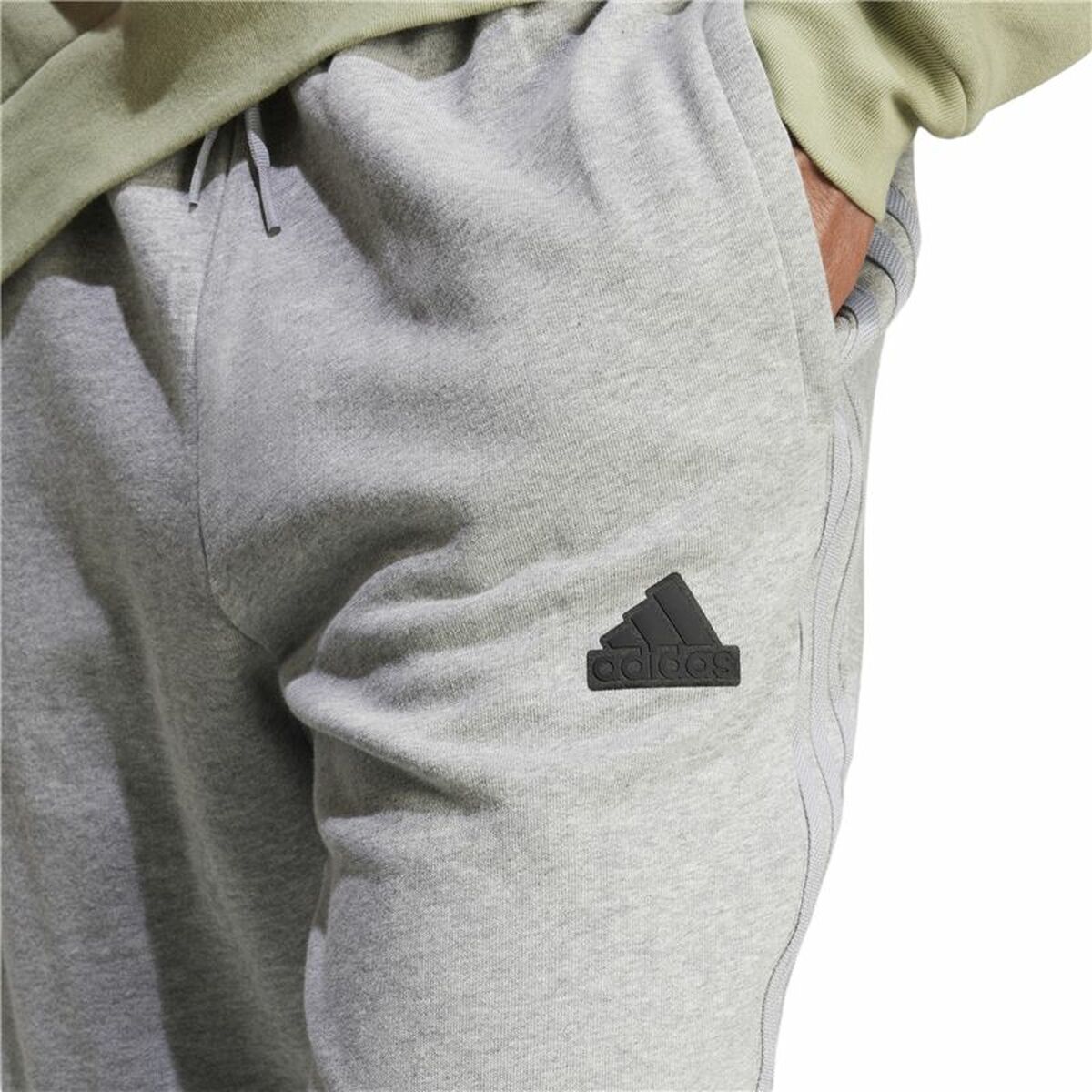 Pantalón Largo Deportivo Adidas Brand Love French Terry Gris Hombre