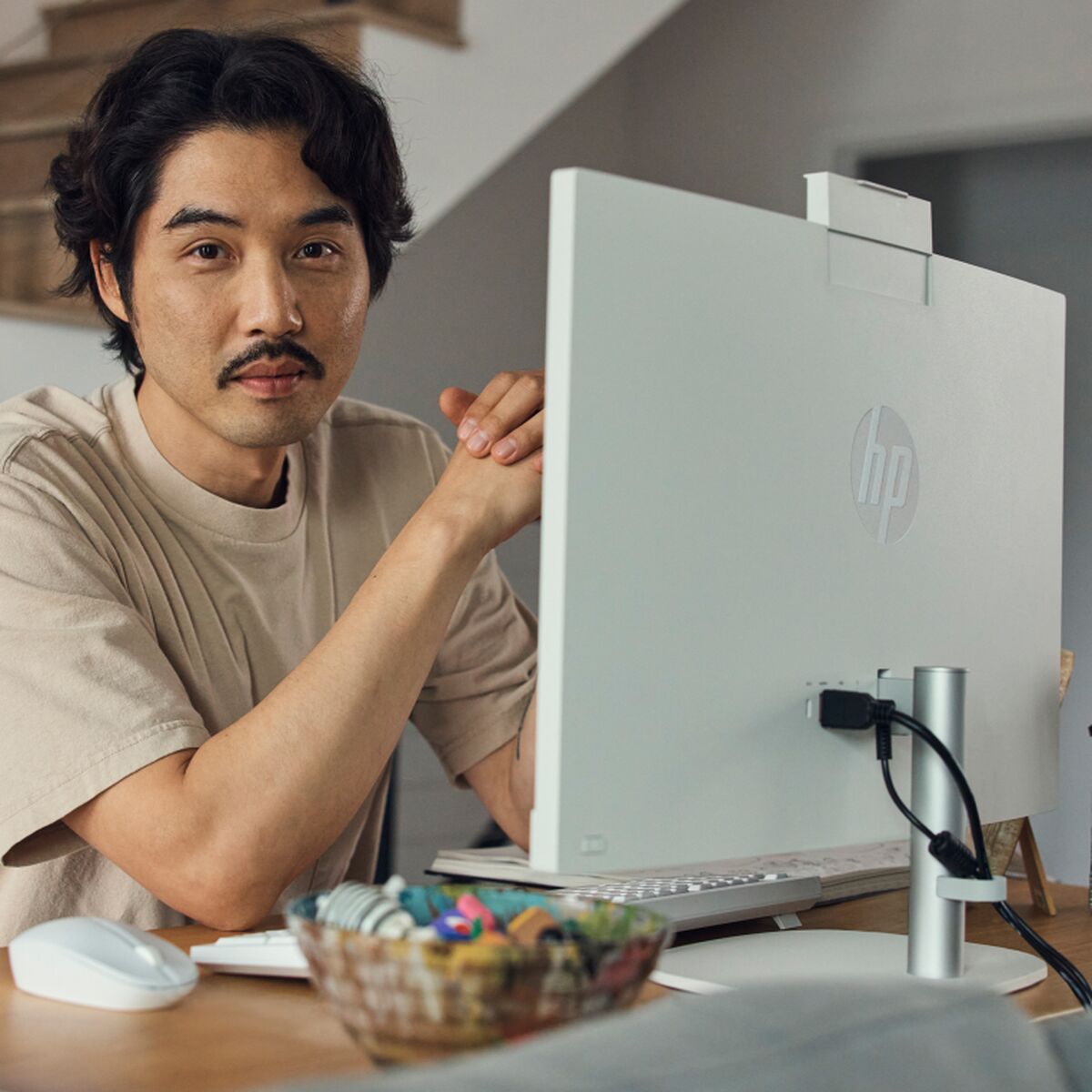 All in One HP B9GN3EA 23,8" i5-1334U 16 GB RAM 512 GB SSD