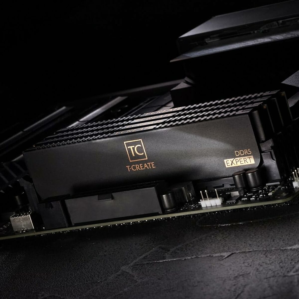 Memoria RAM Team Group CTCED532G6000HC30DC01 32 GB DDR5 SDRAM DDR5 6000 MHz