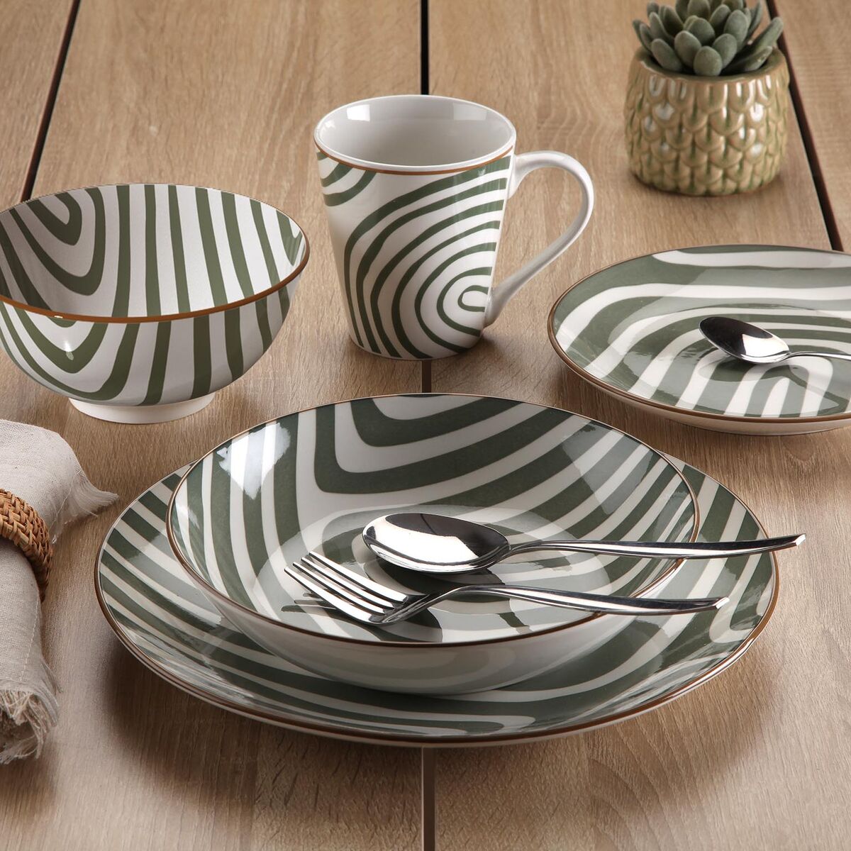 Vajilla Versa Verde Porcelana