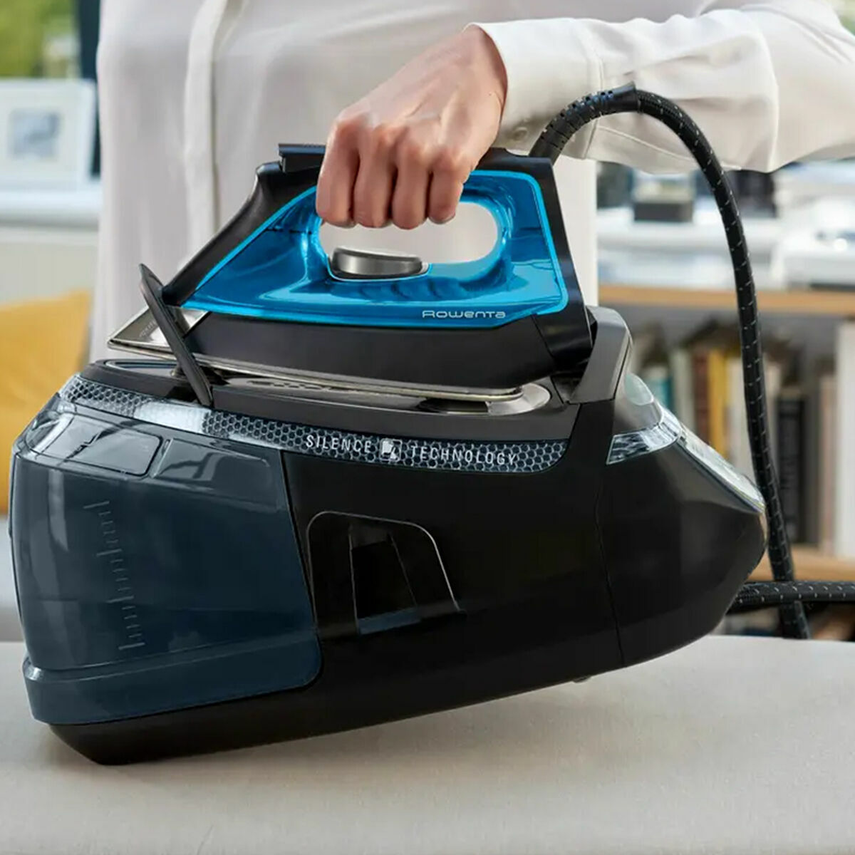 Centro de Planchado Rowenta 2400 W 7,5 bar (Reacondicionado B)