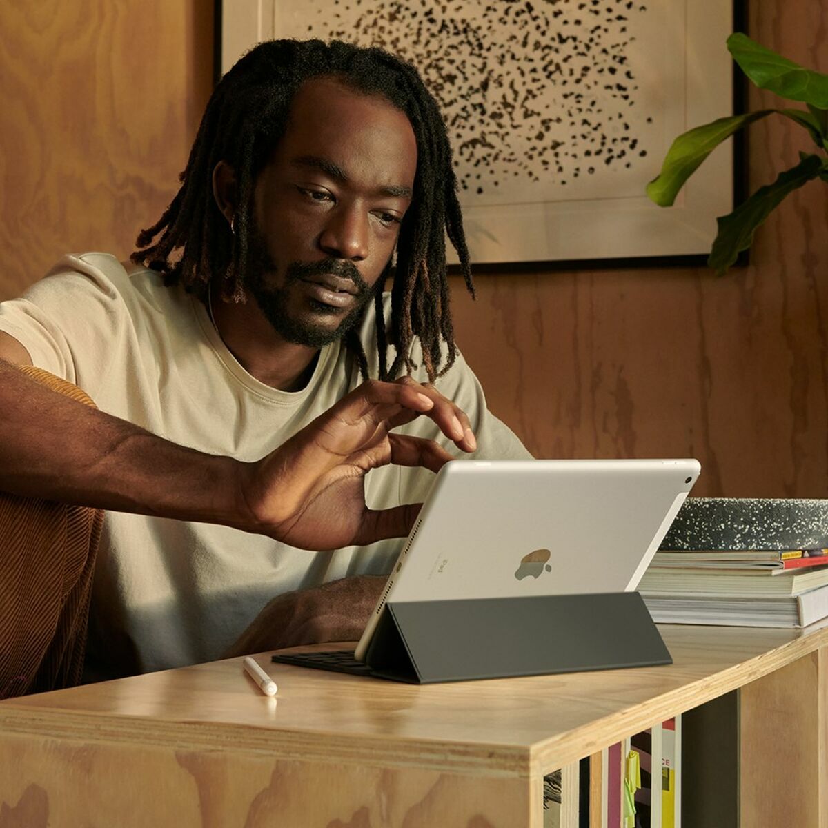 Tablet Apple MK4E3TY/A 10,2" Hexa Core 3 GB RAM 64 GB Gris