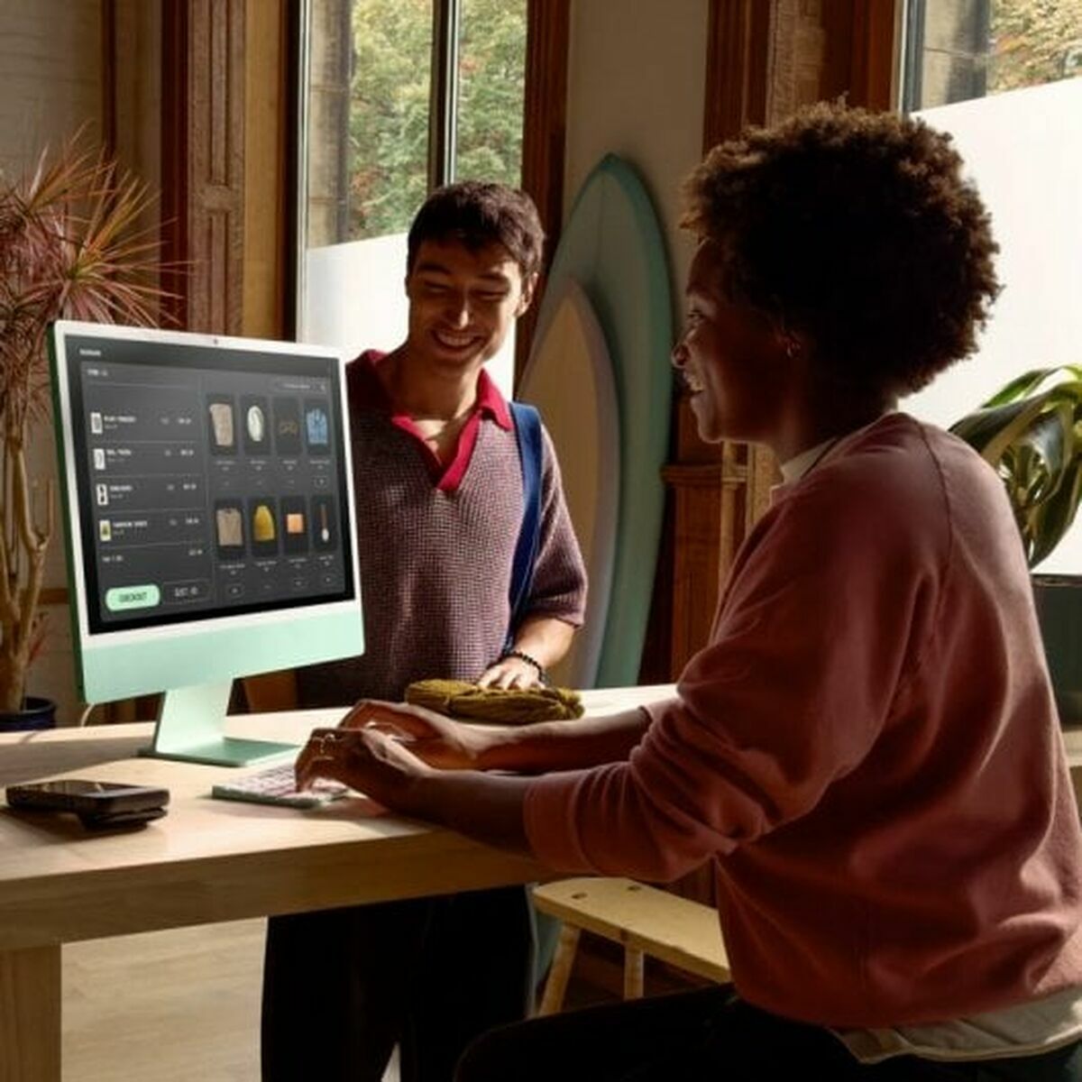 All in One Apple MWV03Y/A 24" 16 GB RAM 512 GB SSD M4