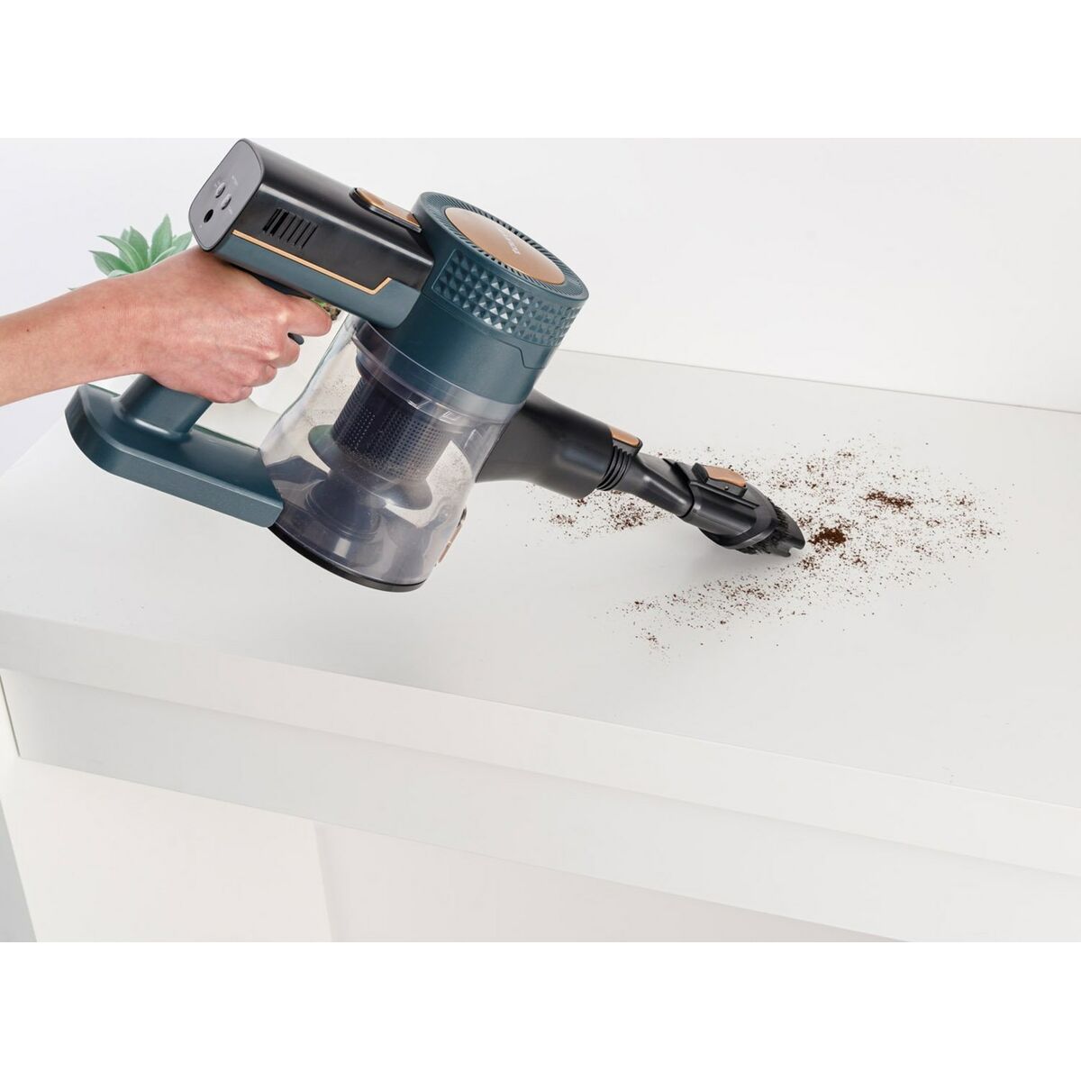 Aspirador Escoba Taurus ideal lithium 150 W