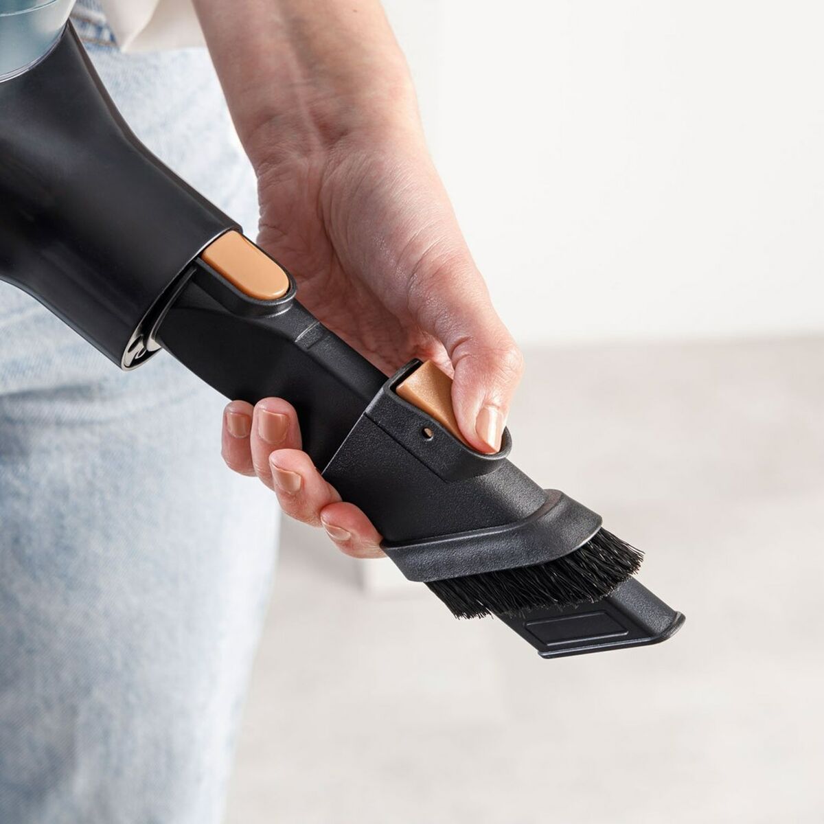 Aspirador Escoba Taurus ideal lithium 150 W