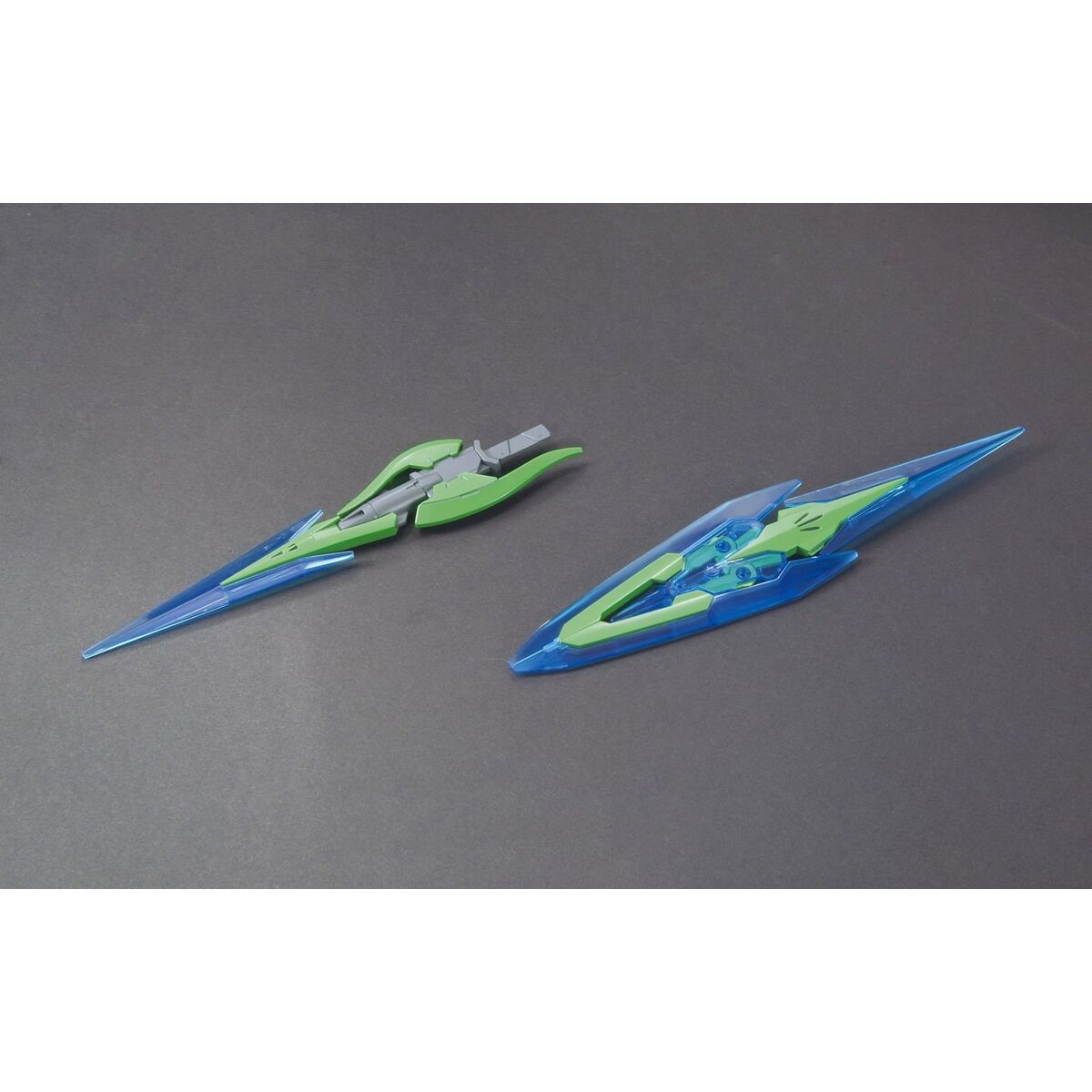 Figura Coleccionable Bandai HGBF 1/144 GUNDAM 00 SHIA QAN[T] Plástico Animación y anime