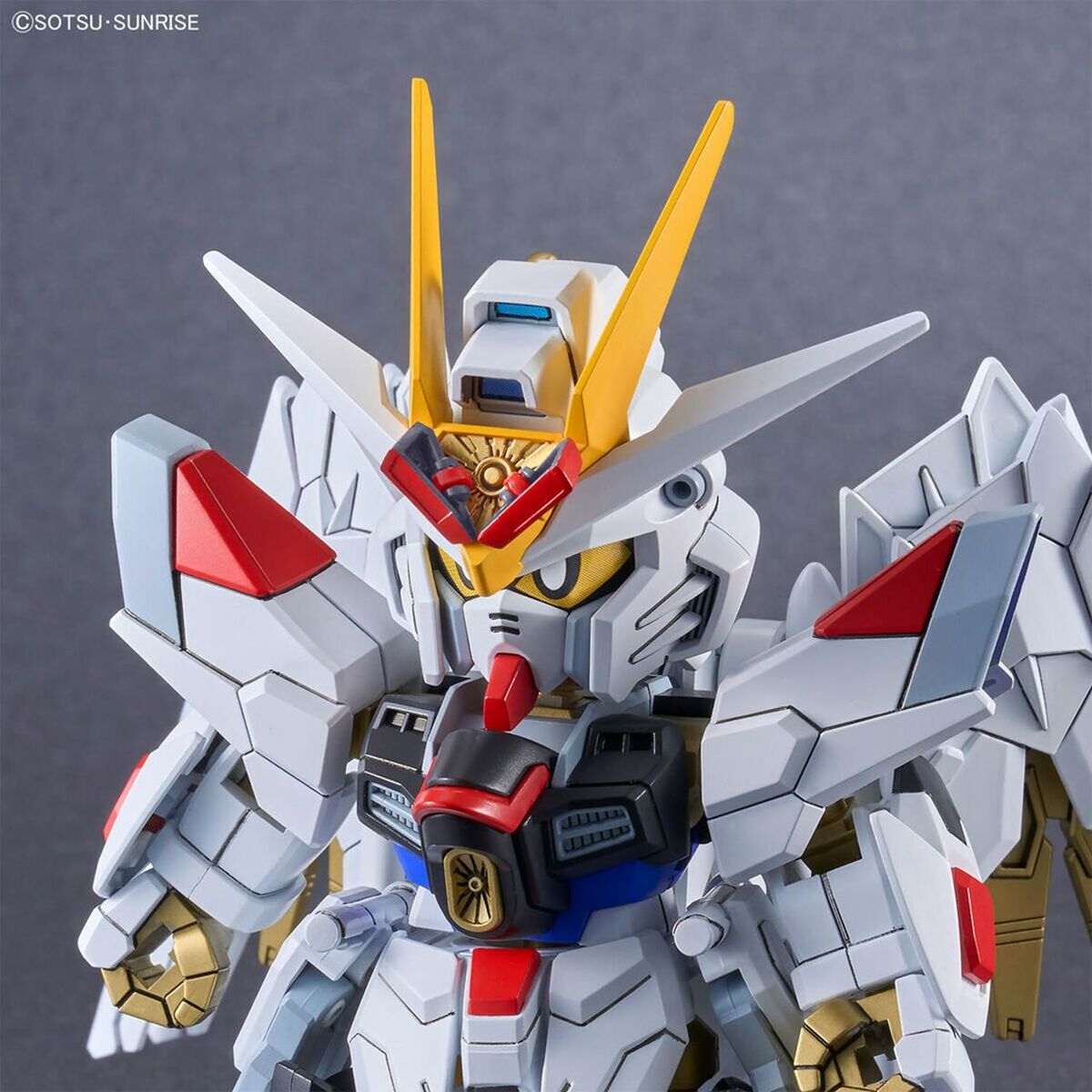 Figura Coleccionable Bandai MIGHTY STRIKE FREEDOM GUNDAM Plástico Animación y anime