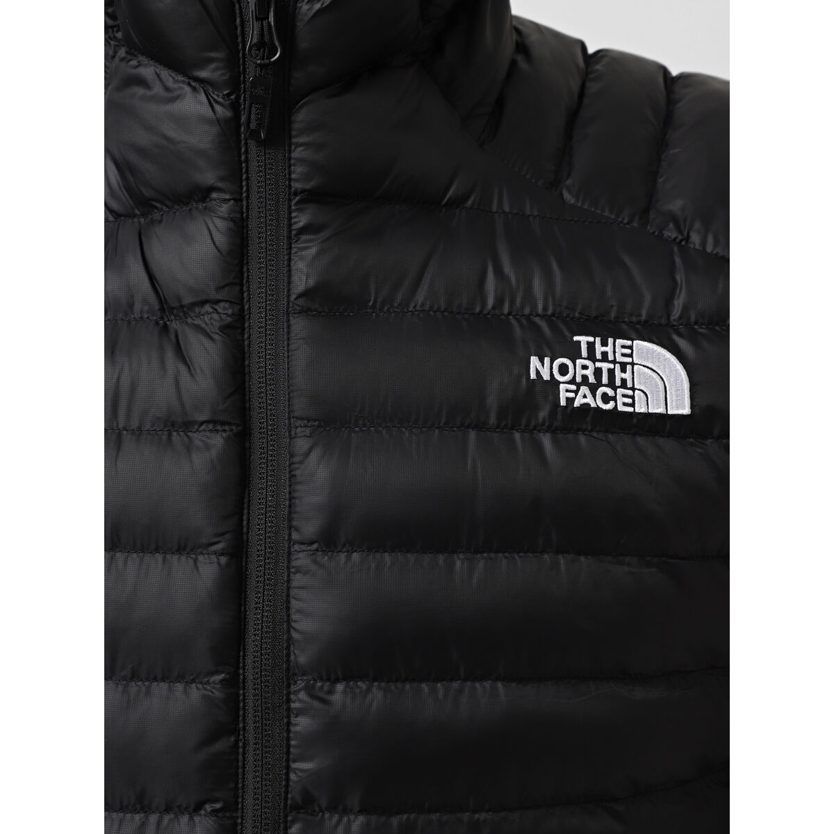 Chaleco Acolchado para Hombre The North Face Huila Synthetic Vest NF0A85AF4GZ1 Negro