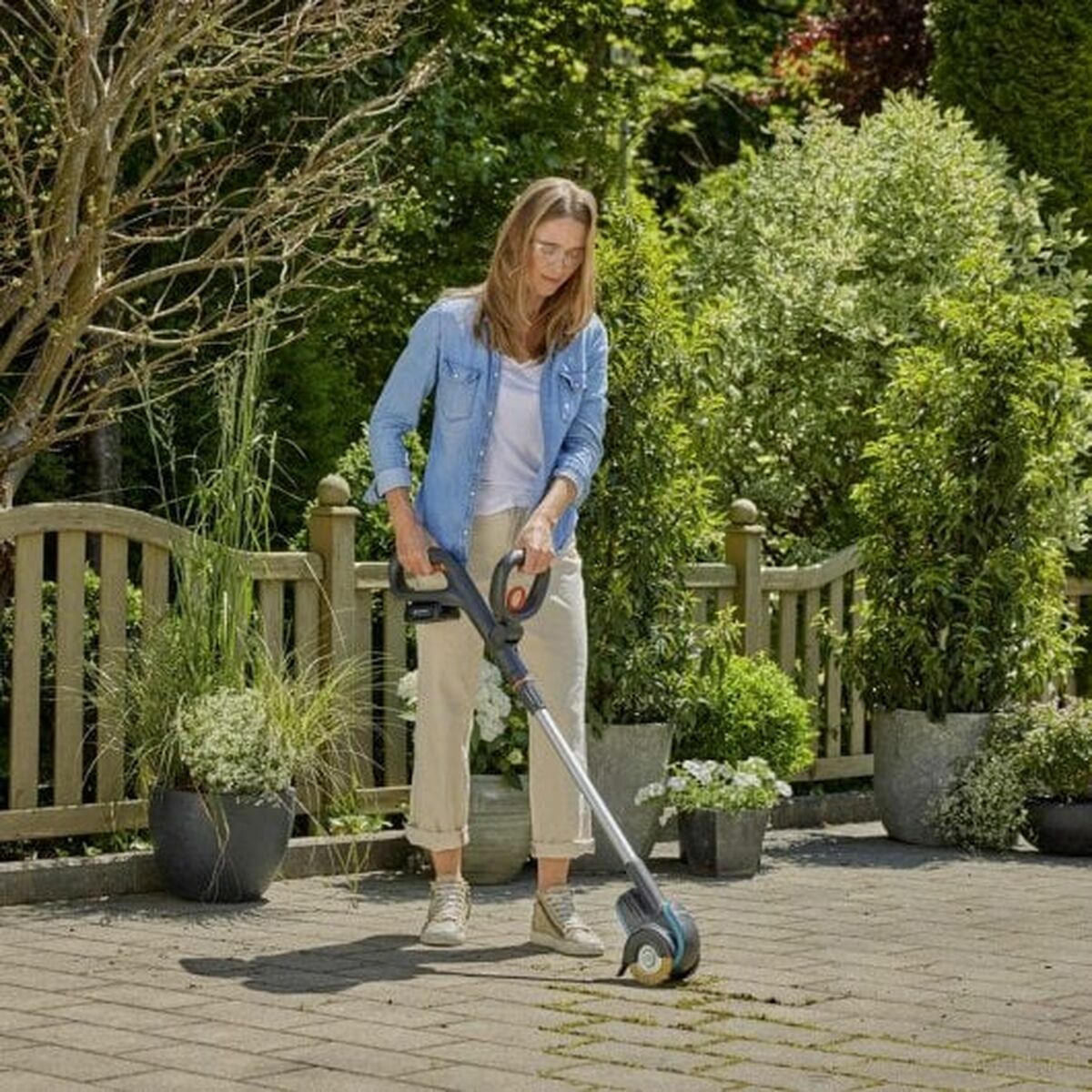 Hidrolimpiadora Gardena ### Input: 
Gardena Tijeras de podar Comfort B/S-M

### Output: 
Comfort B/S-M