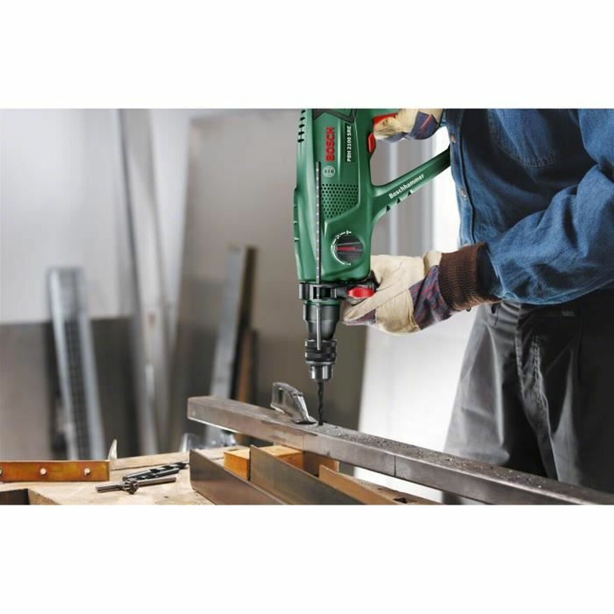 Taladro Percutor BOSCH PBH 2100 RE 550 W 2400 rpm