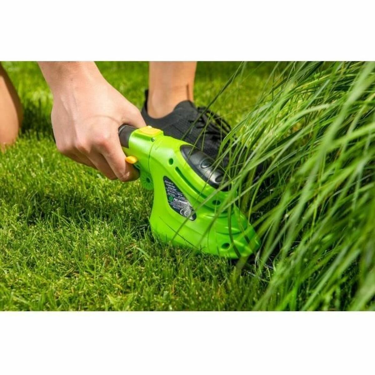 Tijeras de césped Fieldmann FZN 4101-A