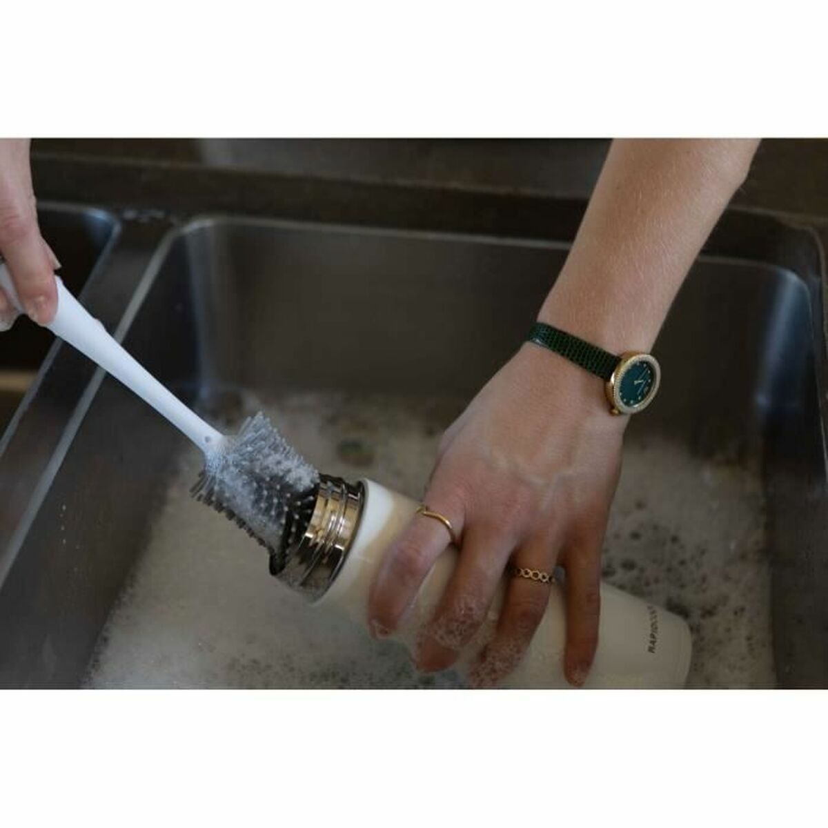 Cepillo Limpia Biberón y Tetina Nûby Mango ergonómico