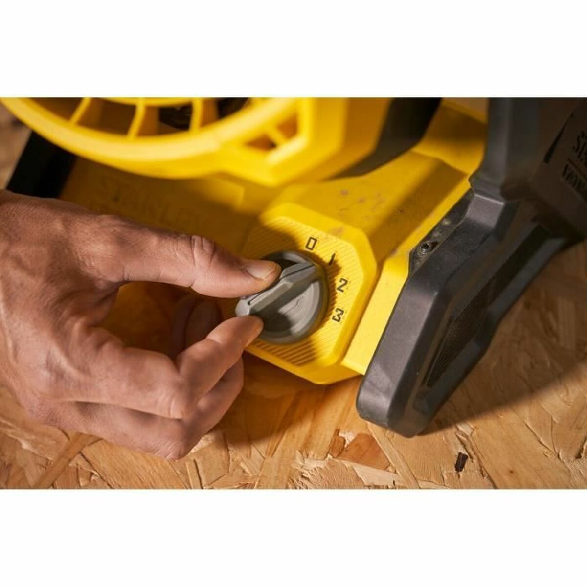 Ventilador Stanley SFMCE001B-XJ