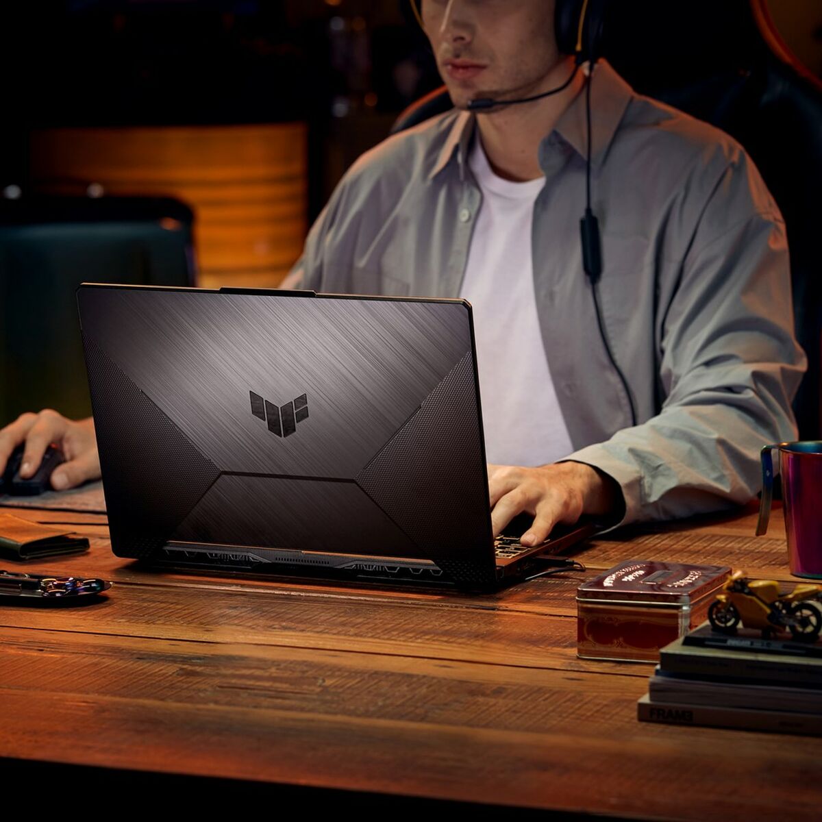 Laptop Asus 90NR0JV7-M006Y0 15,6" AMD RYZEN™ 7 7435HS 16 GB RAM 512 GB SSD NVIDIA GeForce RTX 3050 (Reacondicionado A+)