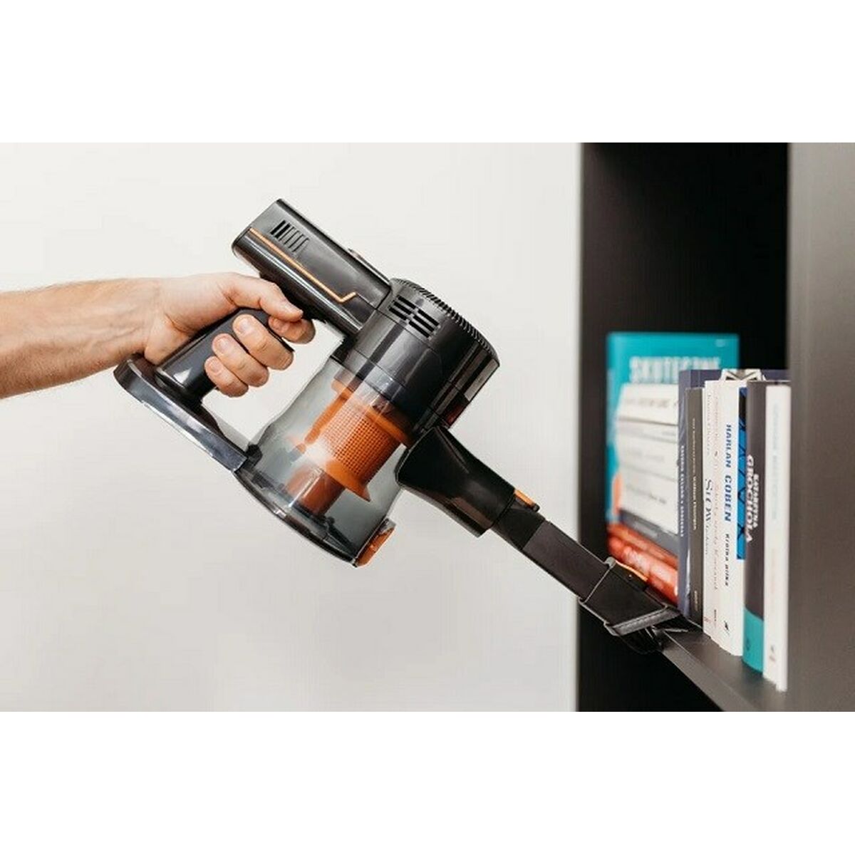 Aspirador Escoba Prime3 SVC61 200 W