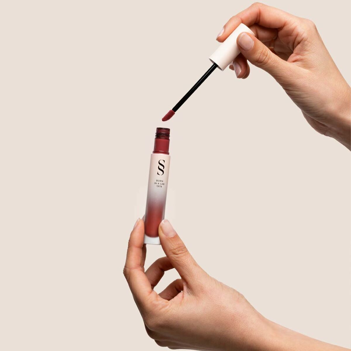 Pintalabios Sensilis ETERNALIST A.G.E 4,5 ml