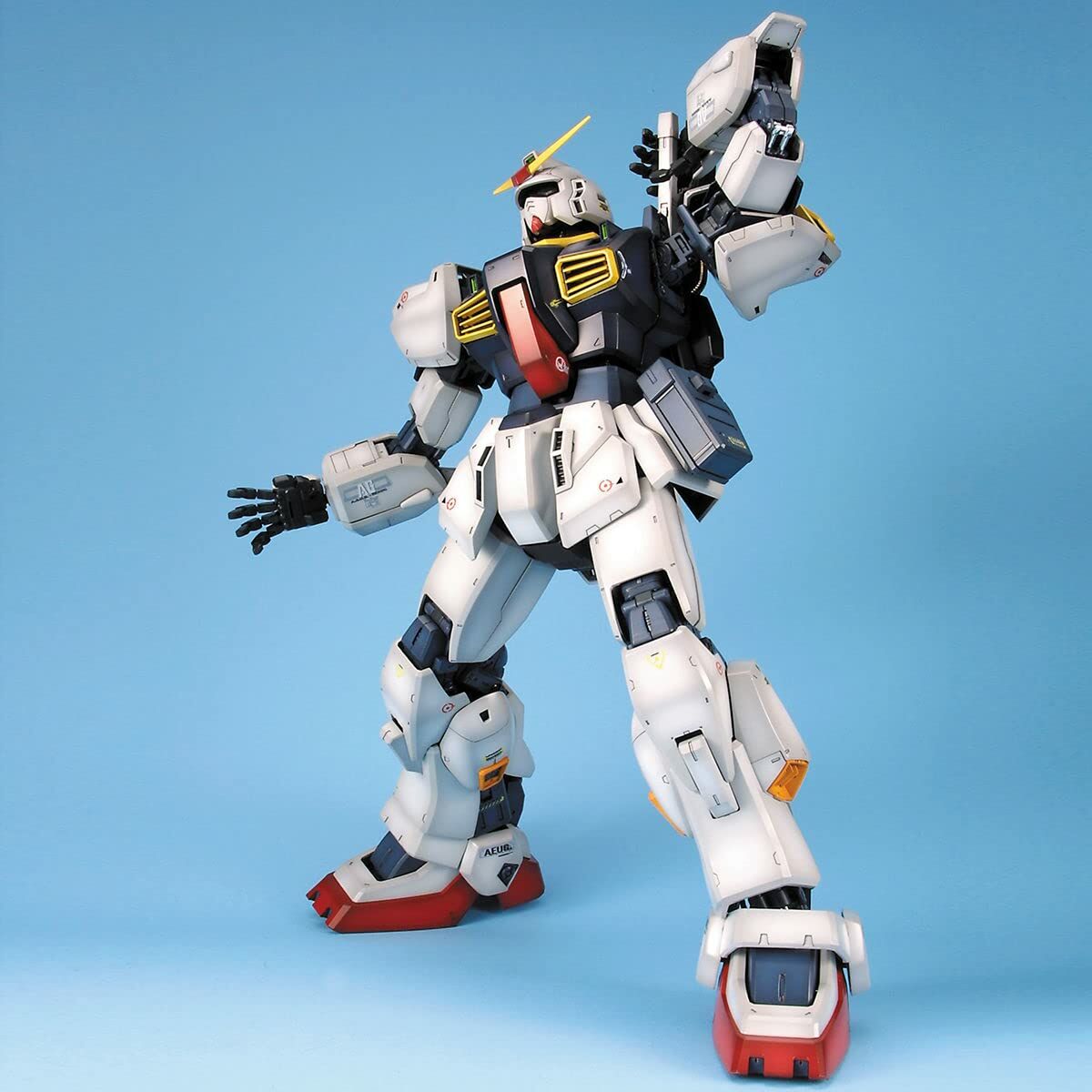 Figura Articulada Bandai GUN64872