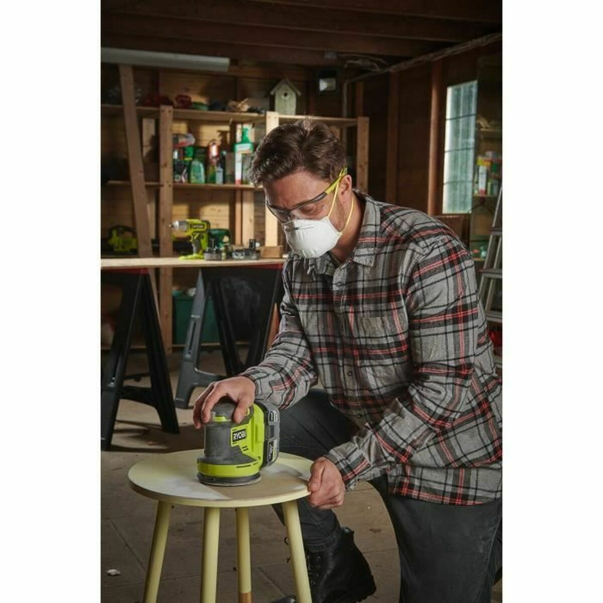 Lijadora excéntrica Ryobi 5133005393 18 V