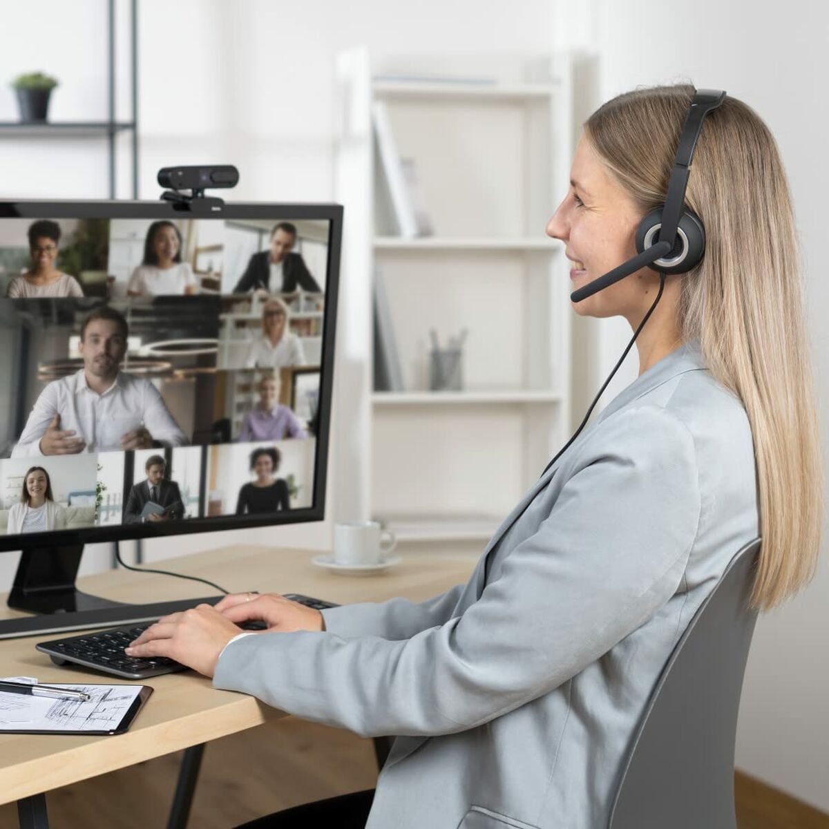 Auriculares con Micrófono Gaming Hama 00139932 Negro