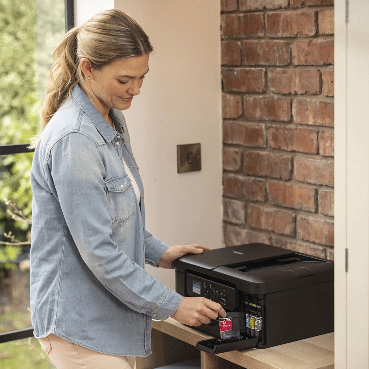 Impresora Multifunción Brother DCPJ1360DWRE1