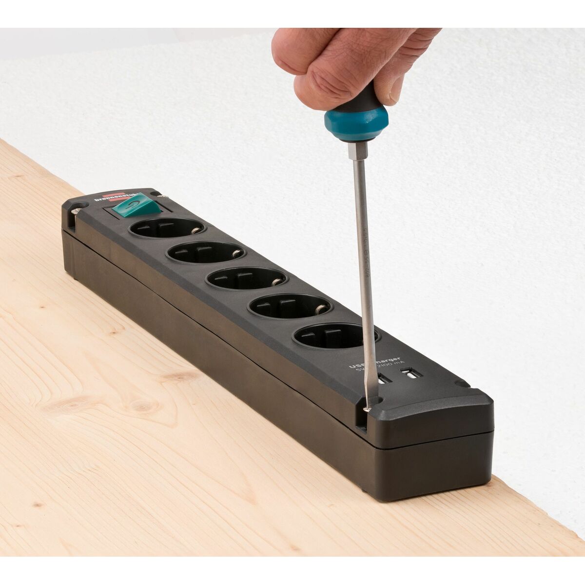 Regleta Enchufes 5 Tomas con Interruptor Brennenstuhl Bremounta 3600 W USB x 2 (3 m)